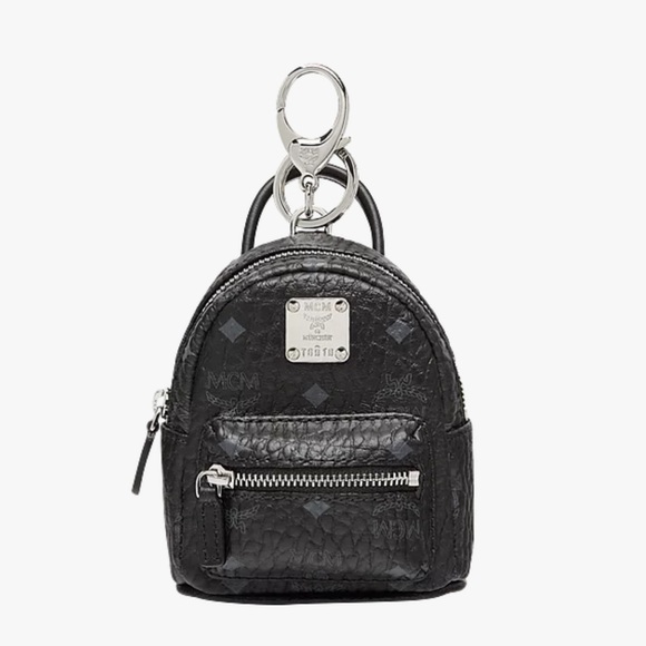 📦SOLD📦MCM Backpack Charm in Visetos - Picture 2 of 16